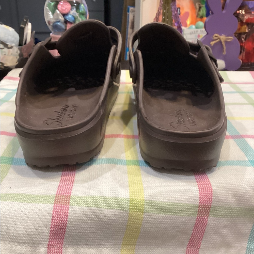 NWOT -Skechers Luxe Foam - Choc. Brown Slip-On Clogs with Vent Holes - Sz  10!!! - Picture 5 of 11